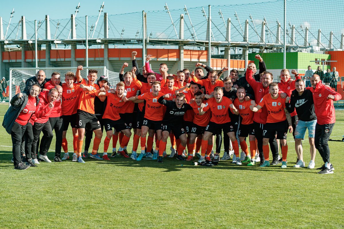 Dwie korony w jeden dzień 🔥MP U18 i awans do 2 ligi rezerw <a href="/AP_Zaglebie/">Akademia Piłkarska KGHM Zagłębie</a>