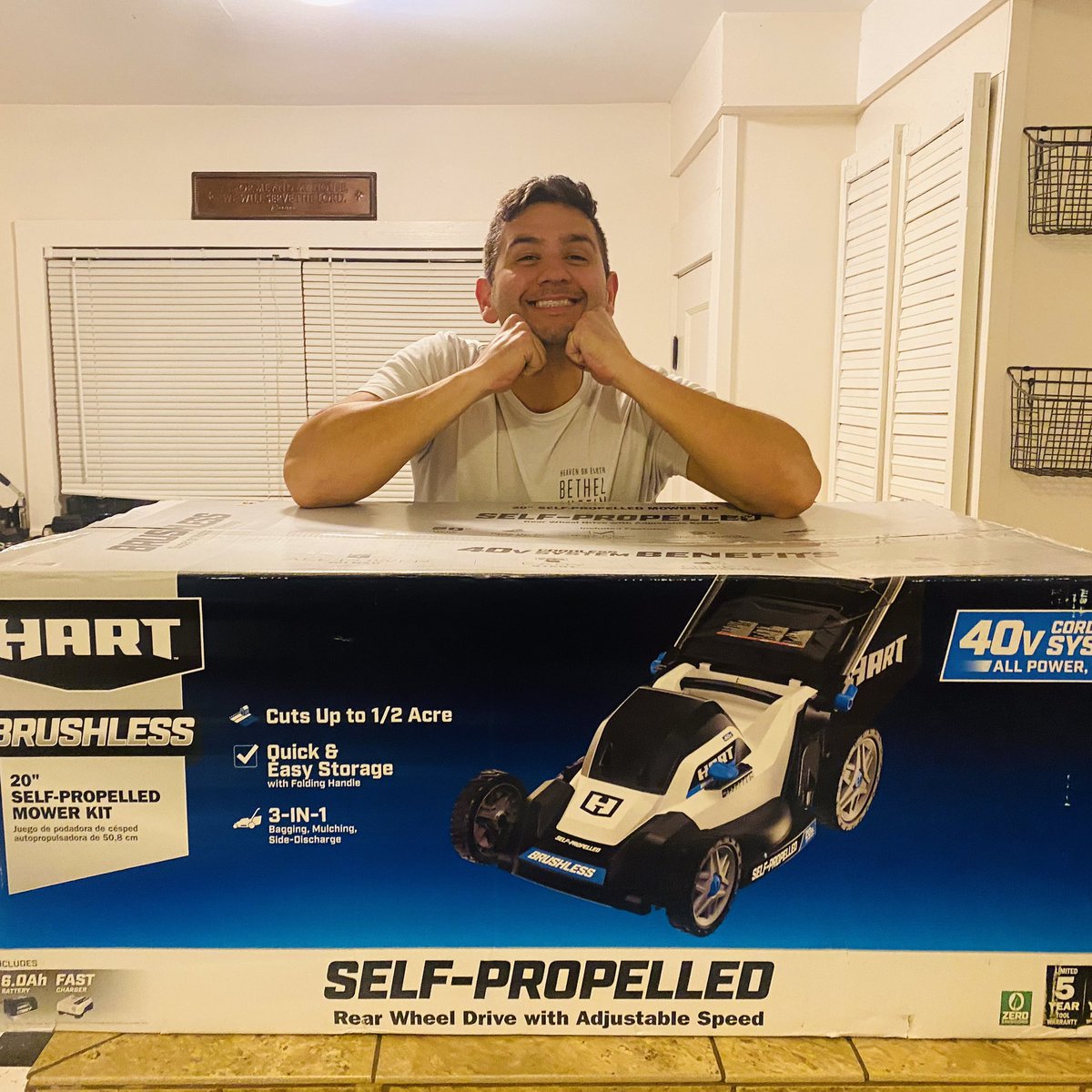 THETORRESFIT's tweet image. Lol it was a late night run but I needed a dependable mower before the storm ⛈

Excellent product &amp;amp; I’ll never regret making this AMAZING purchase! @harttoolsusa 

GO GET ONE!😃

 #electricmower
#DoItWithHART