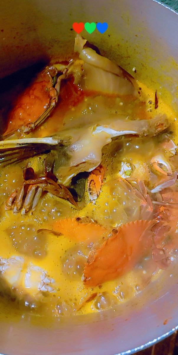 Adeshuga1's tweet photo. You can't tension me, pressure me or put me in thinking mode. Once I don eat good food, I don forget all my problems. #Seafoodweekend https://t.co/zjfvPikfm8