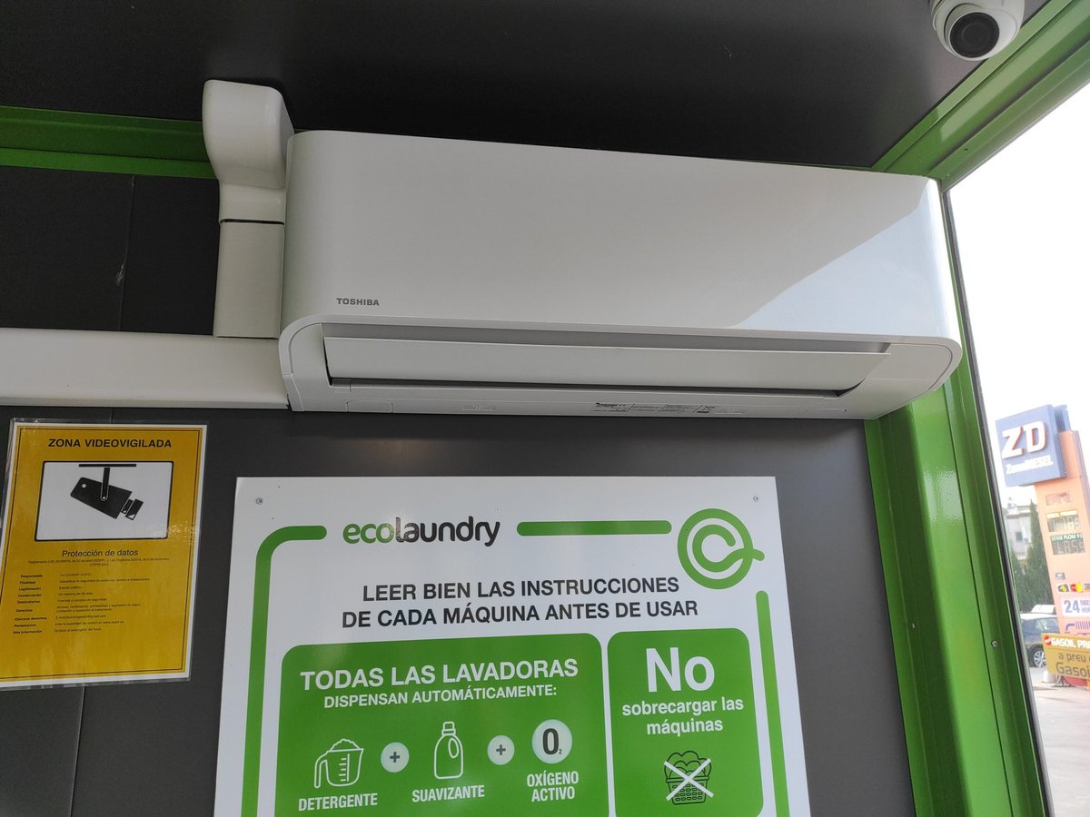bit_amina's tweet image. Hey @ecolaundry_es, como tenéis la lavanderia de #Palafolls tan dejada?
1- el filtro de secado lleno de mierda
2- el dispensador de tarjetas vacío
3- máquina que no funciona 
4- aire acondicionado sin funcionar más de 1 año
#yanovengomas

#feixasaulet #zonadiesel