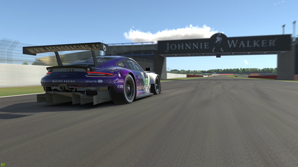 🥇 ¡WIN WIN WIN! 🥇

P1 <a href="/FerAlcolea92/">fernando alcolea</a> @TheBigXander 🔥
P2 @javichaves_AR <a href="/Monra95/">Raül Monrabà</a> @KevinOvalle21 🤙

Carrera fácil para ambos equipos en el día de hoy, fácil pero emociónate hasta el final como todas las carreras en Silverstone 🇬🇧!

Ultima parada -> Daytona 🇺🇸

#WeAreAstro 👽