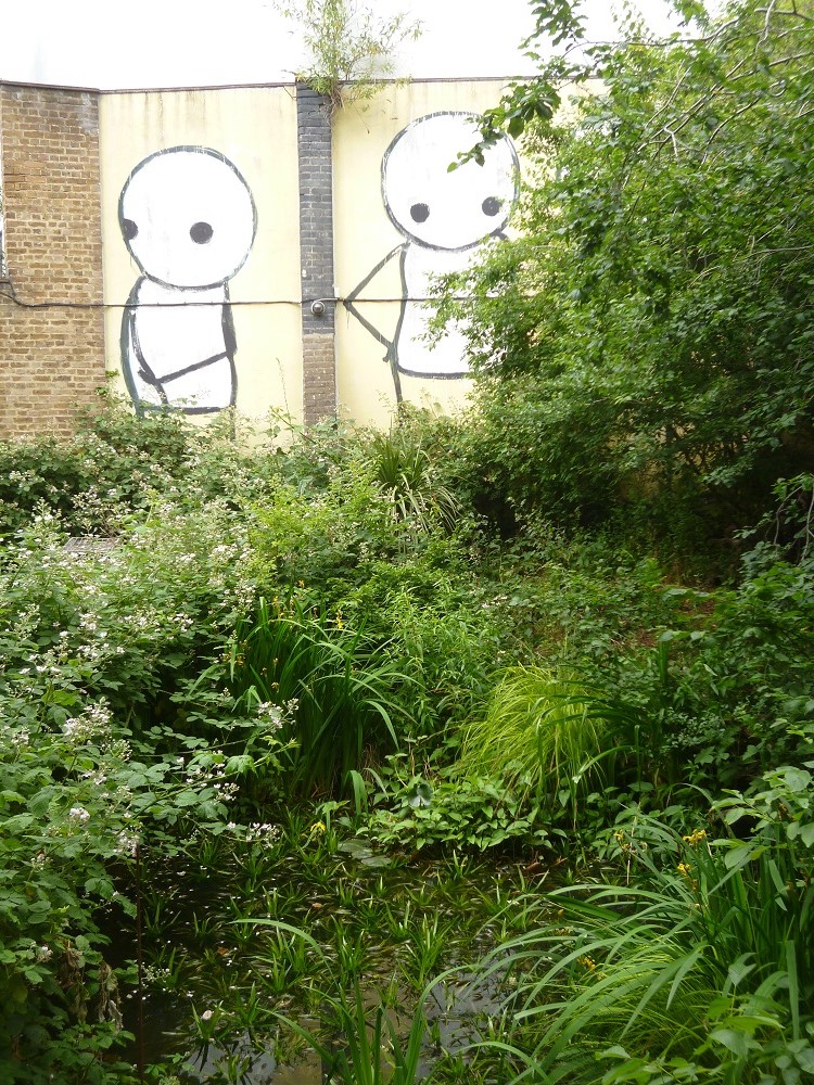 CommunityGdnsLondon (@commgdnslondon) on Twitter photo Phoenix Garden looking good this afternoon <a href="/phnxgdn/">The Phoenix Garden</a> central London, 🇺🇦 benefit plant sale Phoenix Garden looking good this afternoon <a href="/phnxgdn/">The Phoenix Garden</a> central London, 🇺🇦 benefit plant sale