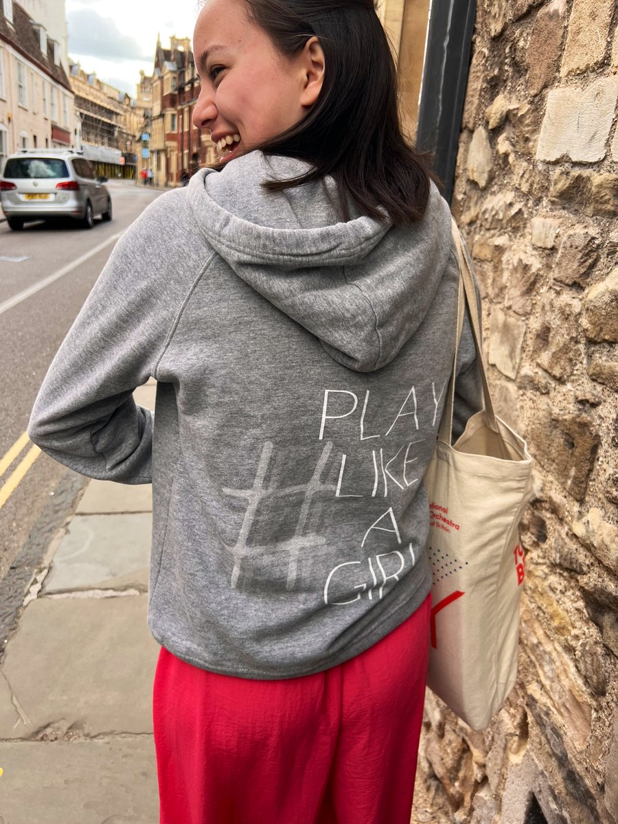 Think there aren’t many female organists? Tell that to the group of 50+ budding female organists we worked with today, taking them on an organ crawl of the chapels of Cambridge. #PlayLikeAGirl <a href="/seam100/">Dipak</a> <a href="/SWomenOrganists/">Society of Women Organists (SWO)</a>