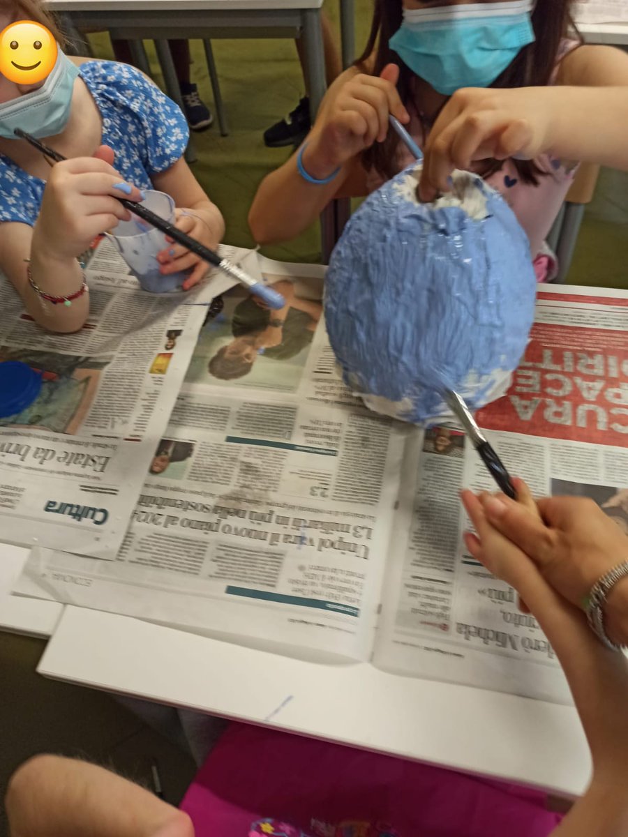 ICBasiglio's tweet photo. #innovamenti/Tinkering 
Anche i bimbi di seconda all'opera!! https://t.co/aRP3XP4W72