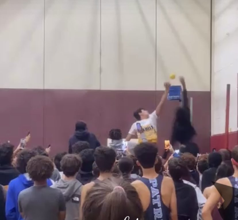 RinasRunAround's tweet photo. Due to rain and thunder we’re inside Arlington gym, and Logan representing White Plains in the dunk contest!
#WPProud #dubset https://t.co/UJIGpMp6h3