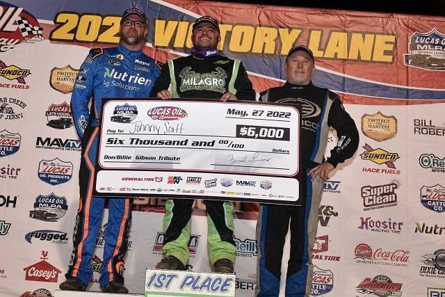 what an awesome night and a dream come true !! Iv always dreamed of winning a lucas oil late model series event and last night that dream come true.🤘🏼 also standing on the podium with 2 of my racing hero’s <a href="/TheFast49/">Jonathan Davenport</a> and <a href="/JimmyOwens_20/">Jimmy Owens</a> 2 guys I look up to in the sport is awesome.