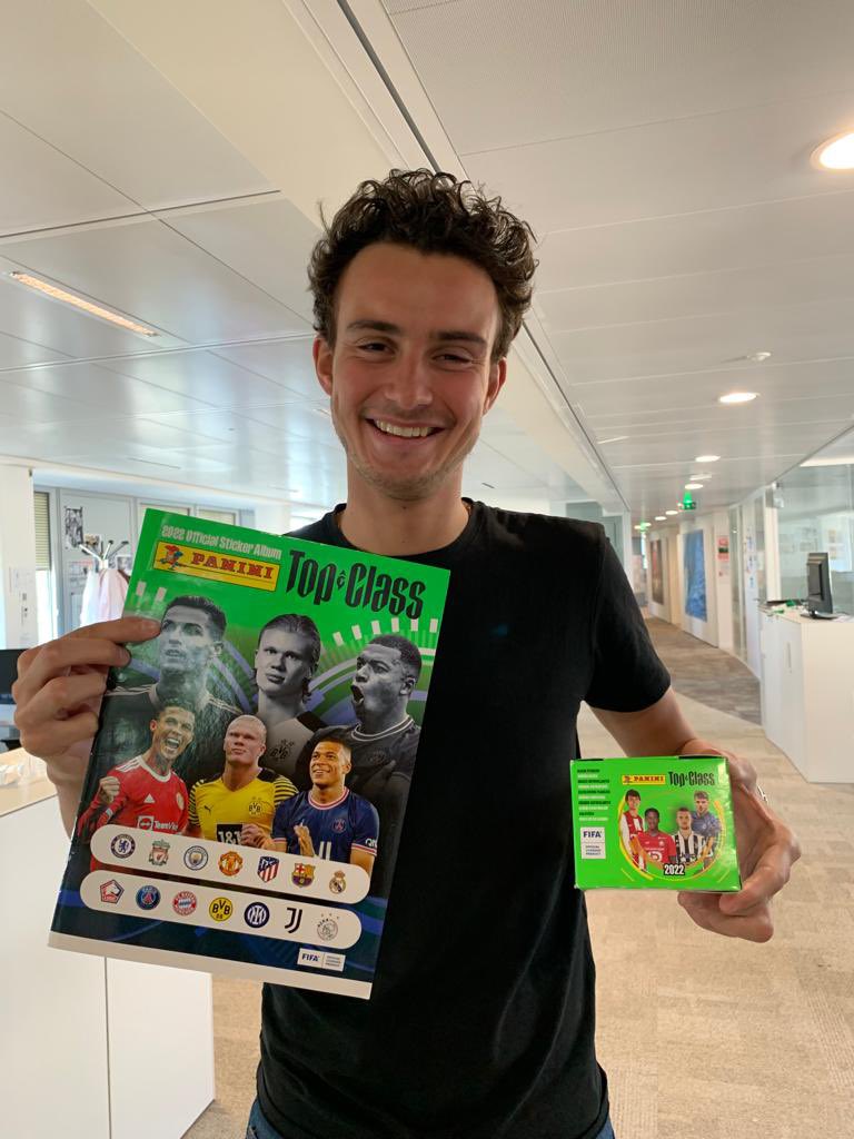 🎁 CADEAU DU SOIR

Pour la finale de #UCL, <a href="/RomainHarent/">Romain Harent</a> vous offre un album Panini Ligue des champions ainsi que des stickers ! 🥰

RT + FOLLOW <a href="/lequipedusoir/">L'Équipe du soir</a> pour tenter de les remporter 🍀

#EDS @Panini_fr