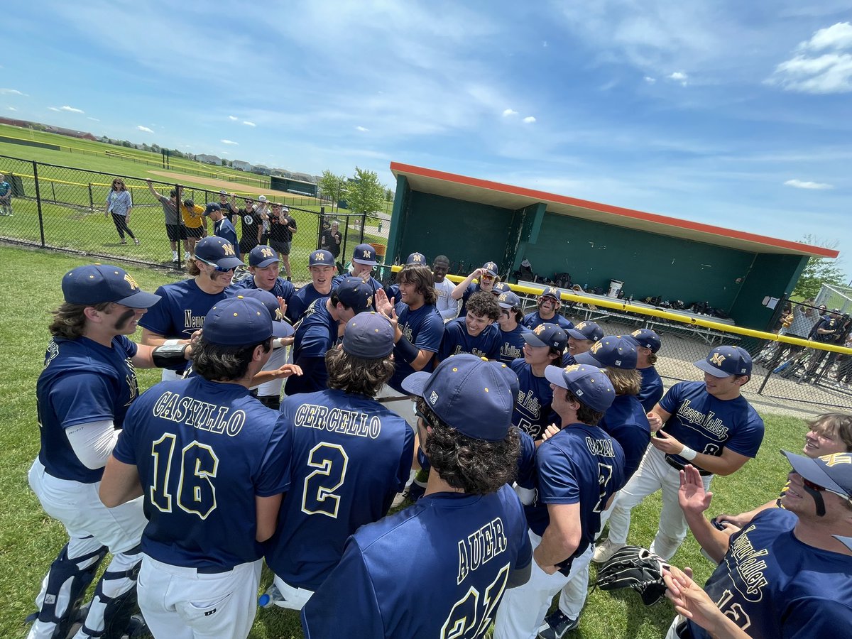 NeuquaValley's tweet photo. Congratulations, @NVCATSBASEBALL - YOU are Regional Champions https://t.co/OFaUPJNzuI