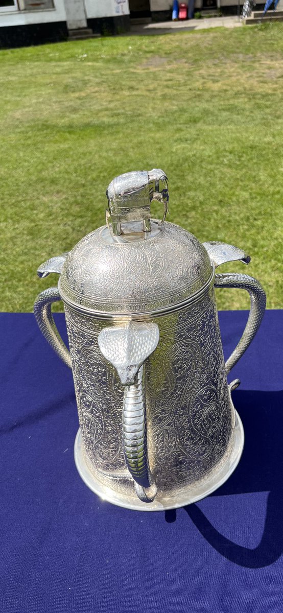 janemcgee3's tweet photo. Had a great time at Porty Rugby open day and we were all very excited to see the Calcutta Cup !! ⁦@NiddrieMillPS⁩ ⁦@MrLyallNMPS⁩ https://t.co/jsID2GqLBR