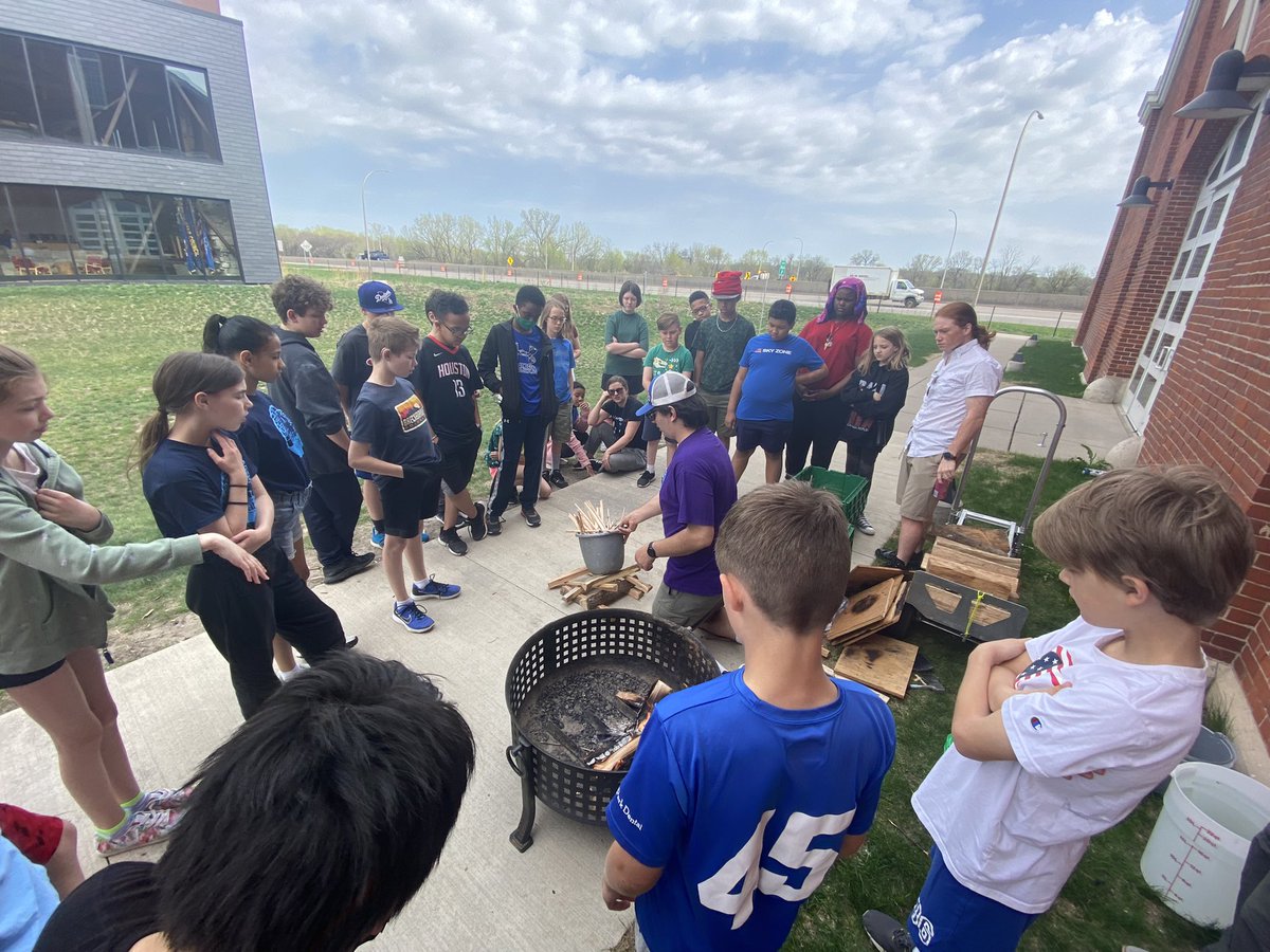 MsYesnes's tweet photo. Another amazing field trip - this time TWO days at @BasecampMN ! https://t.co/iU3xDrqqRL