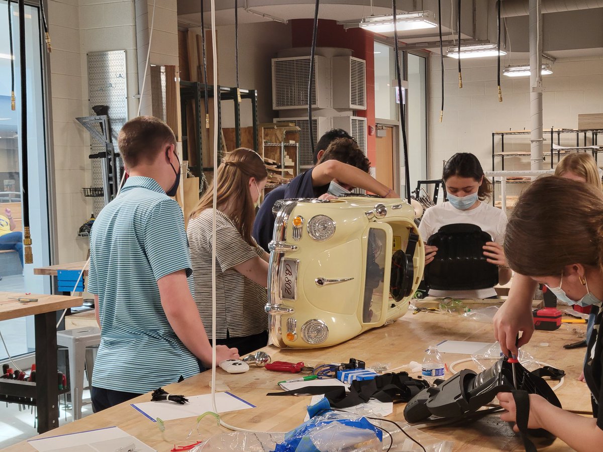 NTAppliedArts1's tweet photo. #SaturdayDay: Intro to #Engineering students working with the Shirley Ryan AbilityLab, Illinois Spina Bifida Assocation, Walther Family and @NTEdFoundation to deliver custom vehicles to toddlers with Spina Bifida. Custom fittings and controls. https://t.co/QmTCeDb3nv