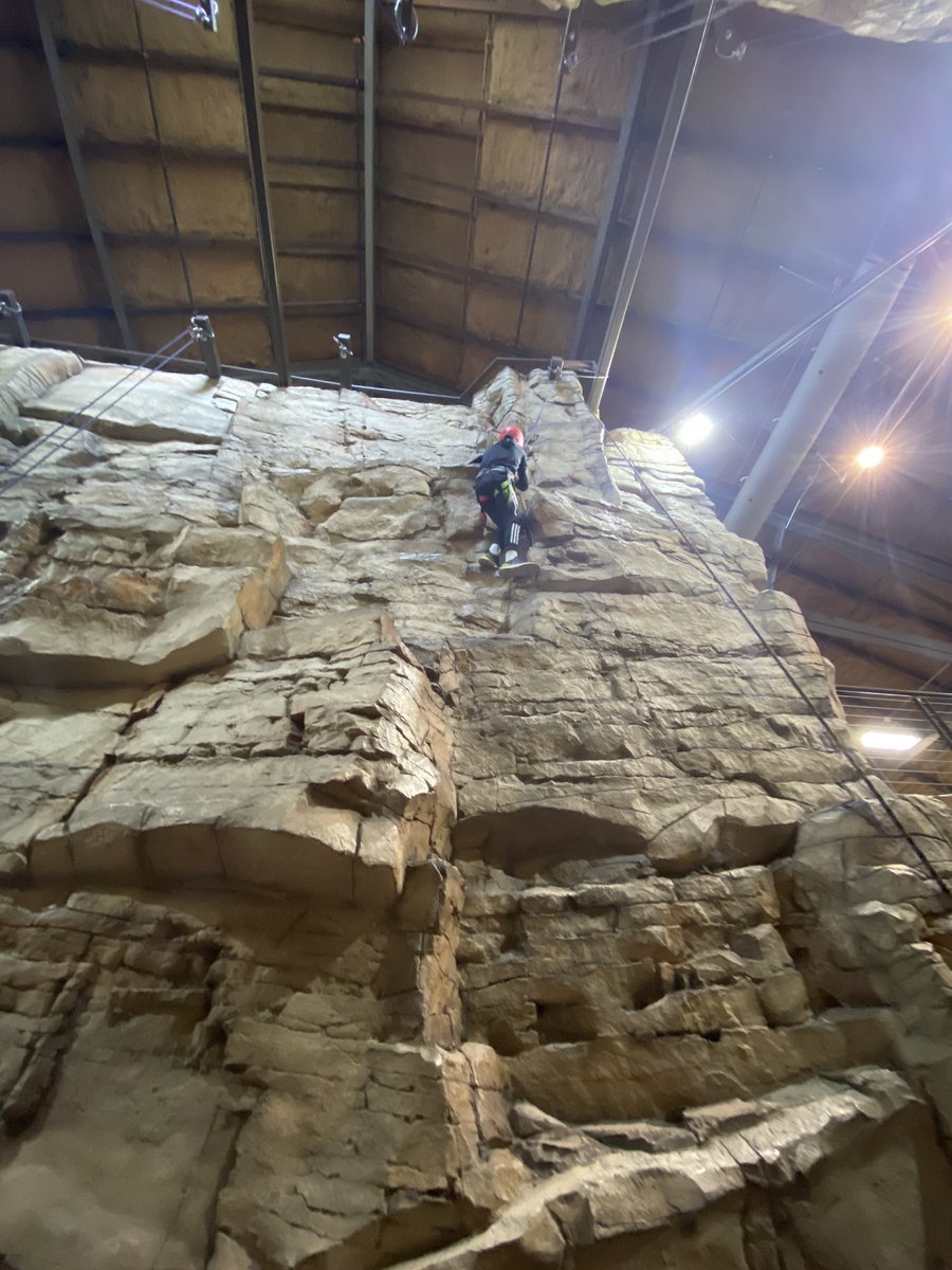 MsYesnes's tweet photo. Another amazing field trip - this time TWO days at @BasecampMN ! https://t.co/KpRC9vOMY1