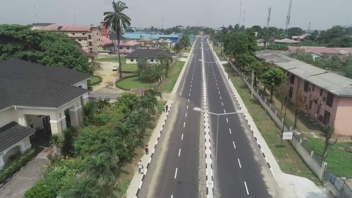 PHeventplace's tweet photo. #WikeIsWorking 

Dualization of Olumeni and Harley streets in Old GRA: 

Governor Nyesom Ezenwo Wike is setting the Pace of true Leadership.@GovWike

#ProjectCapitalOfNigeria
#BuiltToLast
#PortHarcourt
#GardenCity
#CityOfLights
#CityOfRoadsAndFlyovers 
#Wike2023 https://t.co/fzLPWMxFY7