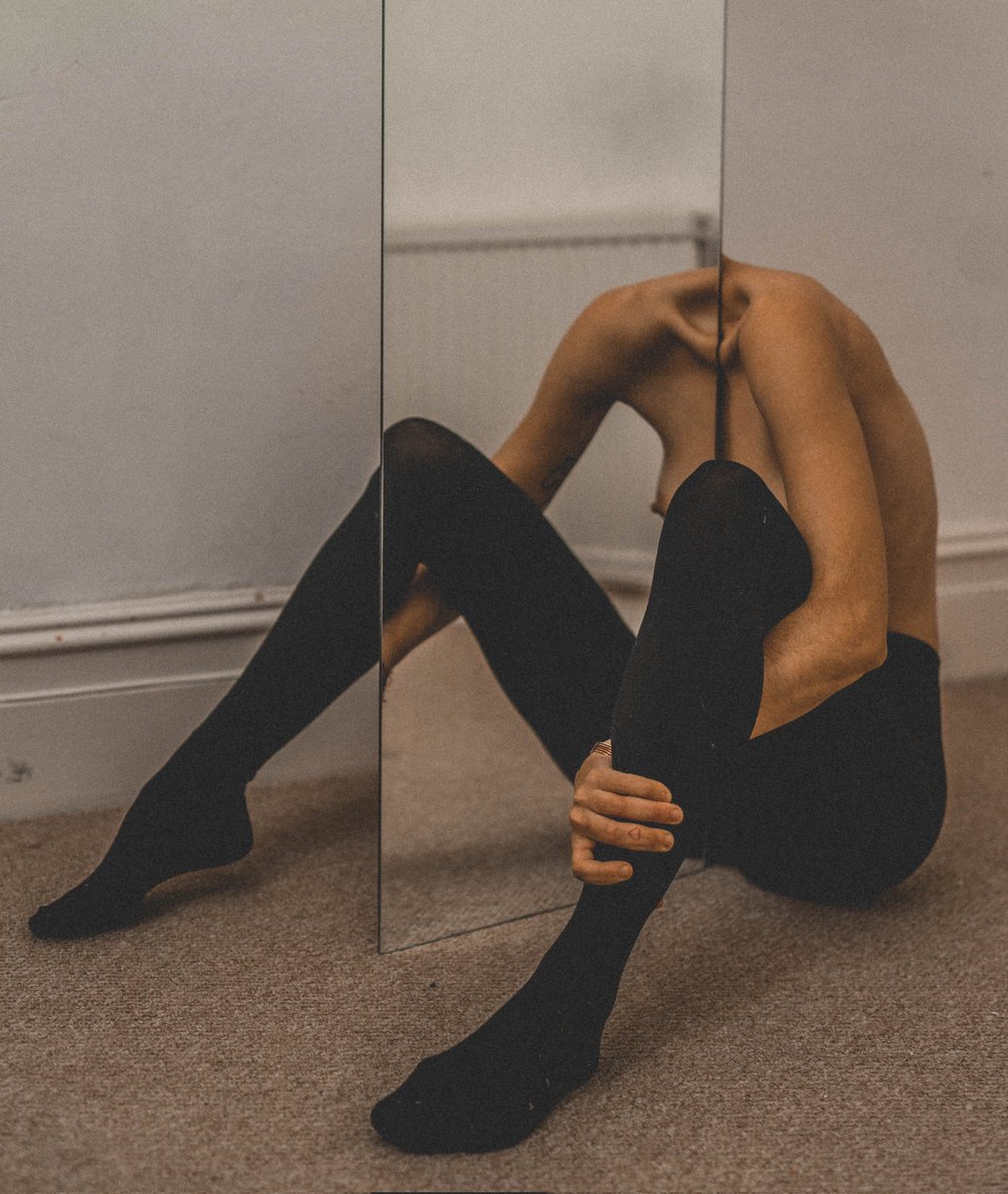 ▪️▪️◾◾◼️Replica ◼️◾◾▪️▪️

You can see someone, but can you see somebody?

0.04 $ETH
10/10 editions 

opensea.io/assets/ethereu…