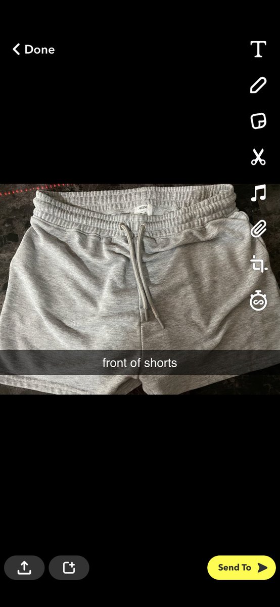 ross_breanne's tweet photo. @Ardene1982 can you tell me if these shorts intentionally had the pockets sewn on backwards, or is this a defect? 🤔🤷🏻‍♀️ https://t.co/gfFSWYBEi0