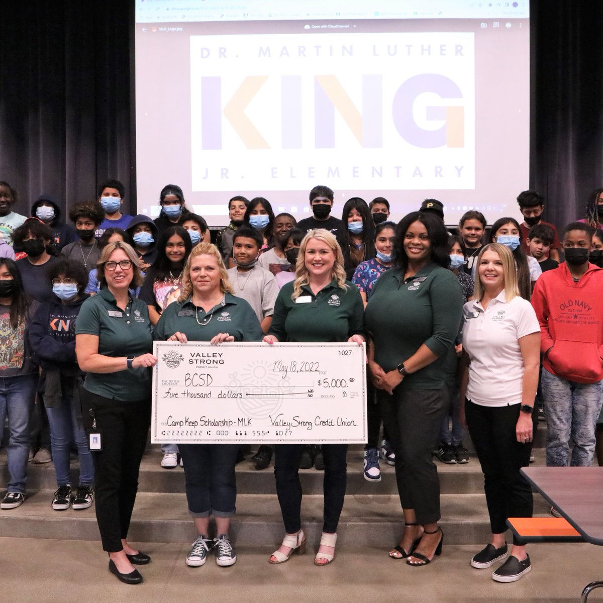 ValleyStrong_CU's tweet photo. This past week we presented a $5,000 sponsorship to students at @MLK_STEAM and to @Team_BCSD which will help provide an opportunity for these kids to attend an unforgettable week at #CampKeep.
#community #wearevalleystrong https://t.co/gQTBgEVM7E