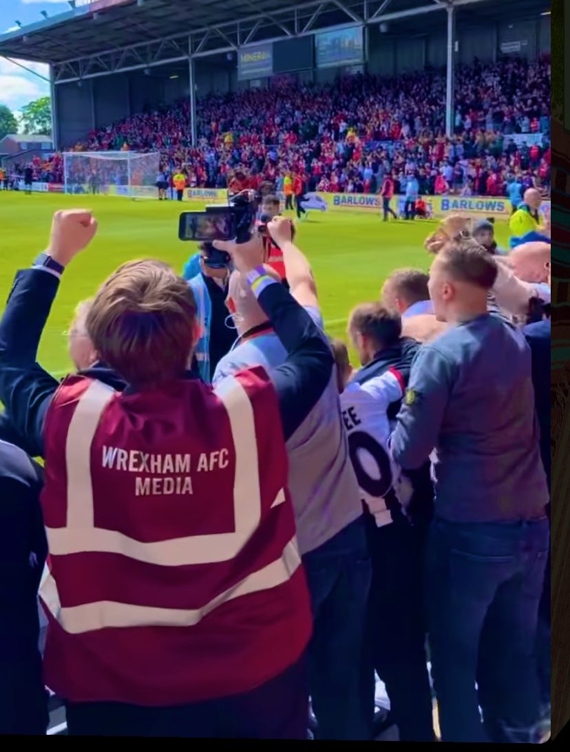 weir_joe's tweet photo. @phillipnorton @officialgtfc @looknorthBBC The celebrating/filming….
📸courtesy @robbeckettcomic https://t.co/YIBfAhapB6