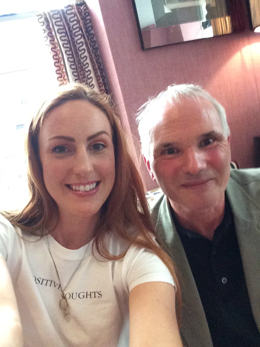 middx2's tweet image. Thank you @LisaBridge123 for a lovely afternoon, a fabulous performance as always today in @OFAHMusical &amp;amp; a great, fun afternoon of theatre! ❤️🎭🙏🎼