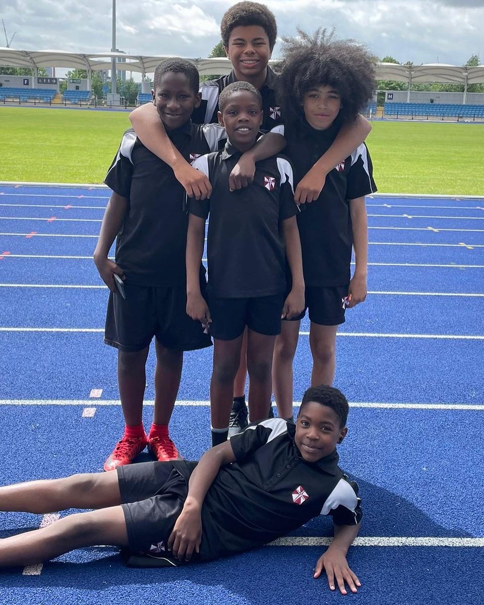 StPaulsRCHighPE's tweet photo. Year 7 Quad Manchester Athleticsโฆ. Well done to our super stars in year 7. Outstanding attitude and commitmentโฆ #athletics #doitfortheteam #welldone @manchesterschoolspe https://t.co/MqBn5PXTb5