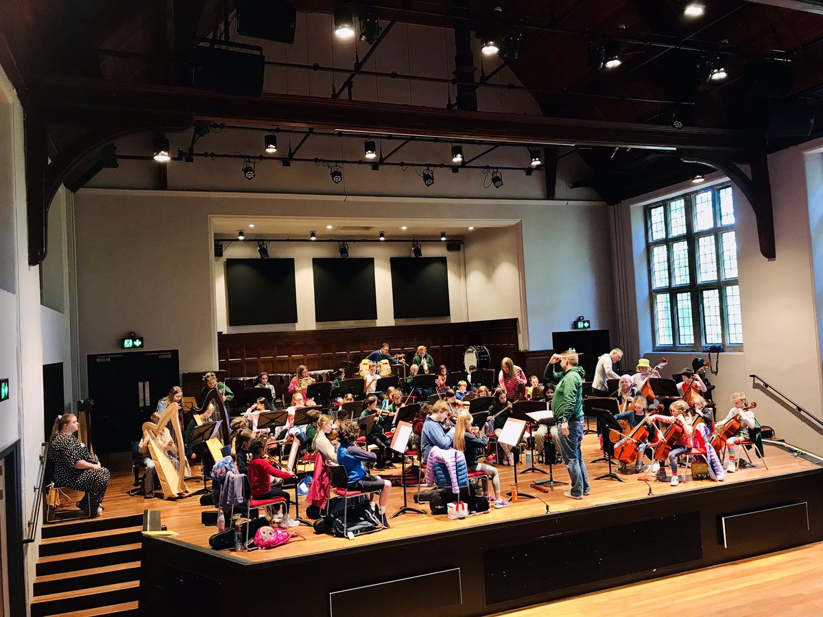 youthESO's tweet photo. Welcome to over 40 young musicians today to our Beginners course @BromsSchool. They’re sounding fabulous and working so hard - well done all 😊 @BromsPrep @K_HeathPrimary @RGSDMusic @stjohnsmiddle @WPS_Music_Dept @TownJnrSchool @HarbornePrimary @Charford1st @ourladyqop #children https://t.co/h6TQFv2nv6