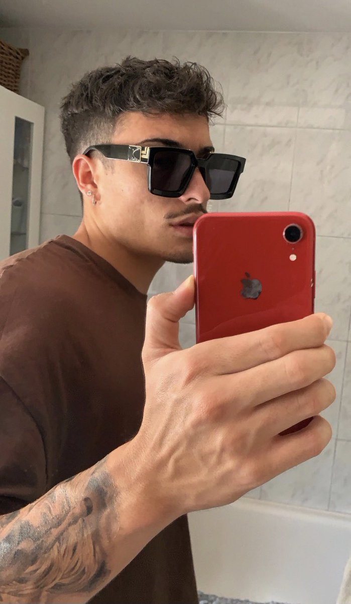alvarooooocc's tweet photo. 🤟🏽 https://t.co/aRdrd6IKmF