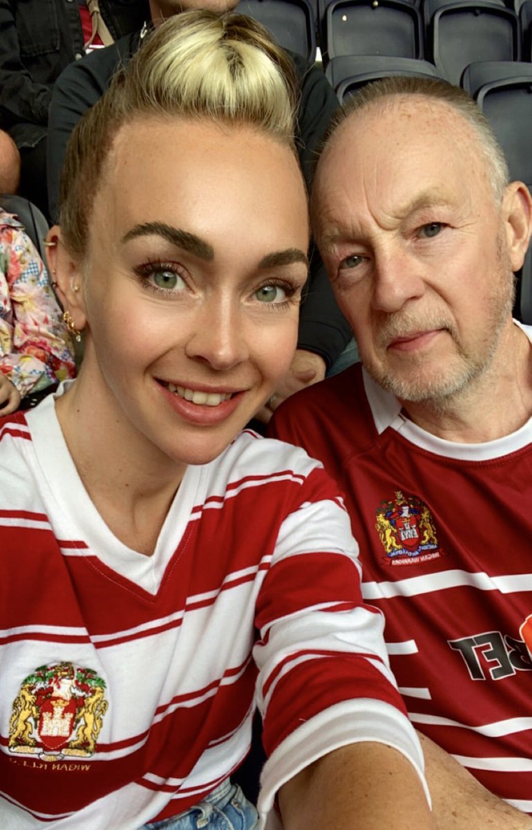 NicMav's tweet photo. Before and after 🍒⚪️🏆🙌🏼
24 years since @avtservicesltd took me to my first challenge cup final and here we are again…thankfully a better result today (👀😬)…so grateful for this game and our resulting bond and time spent together watching it over the years ❤️@WiganWarriorsRL https://t.co/iEG9hTyXT6