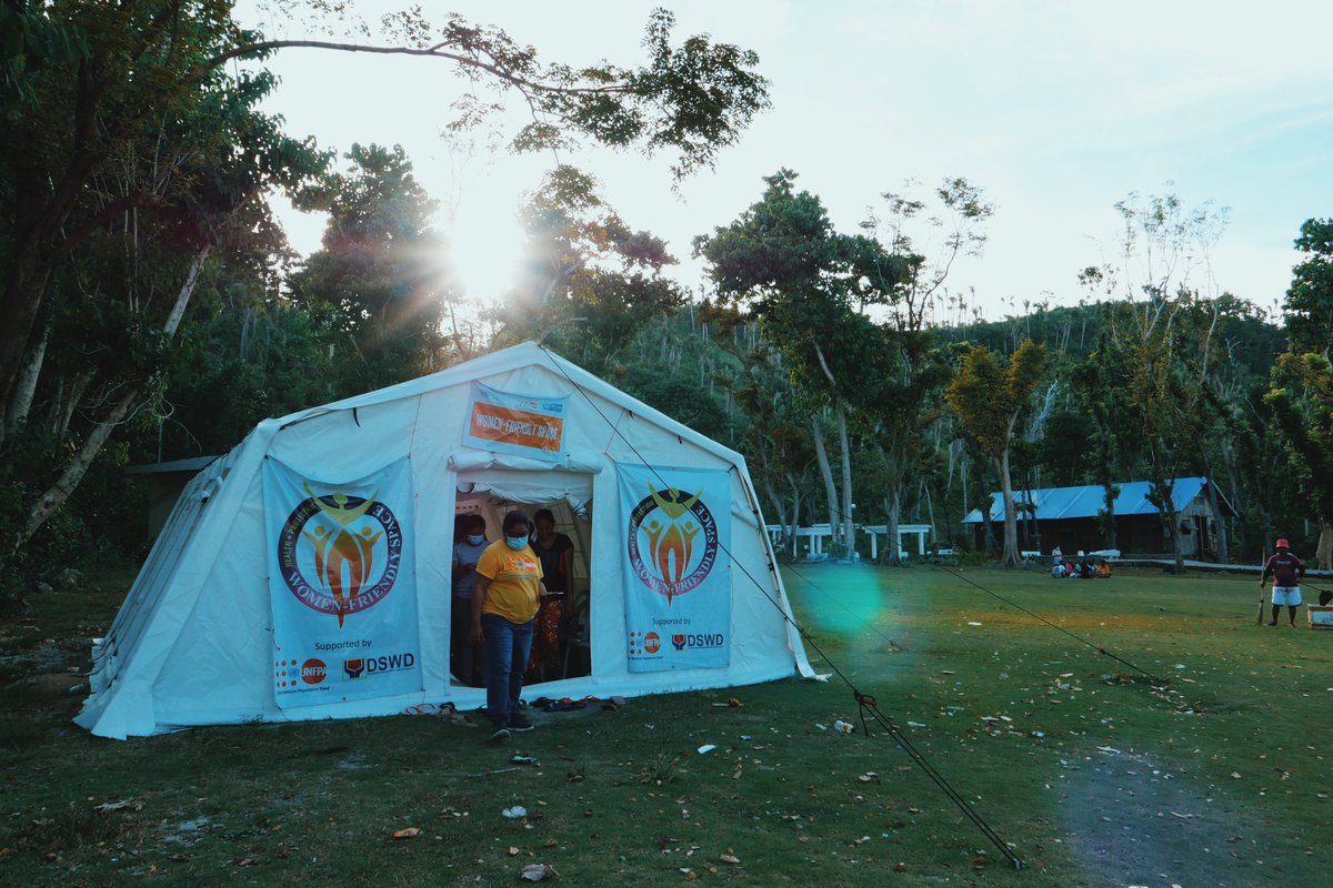 kaidjimenez's tweet photo. My week in photos: Finally got to meet and personally thank the Facilitators at the Women-Friendly Space in Limasawa. Despite being affected by Typhoon Odette themselves, the amazing women stepped up to raise awareness about #GBV prevention &amp; response in their communities 🧡 https://t.co/4U8Wkwbtl4