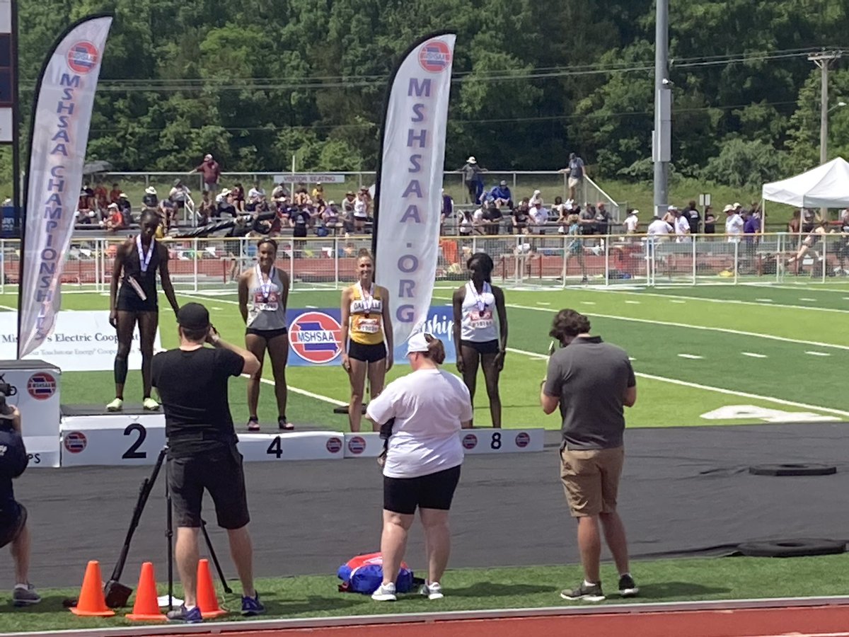 Park Hill South H.S. tweet media