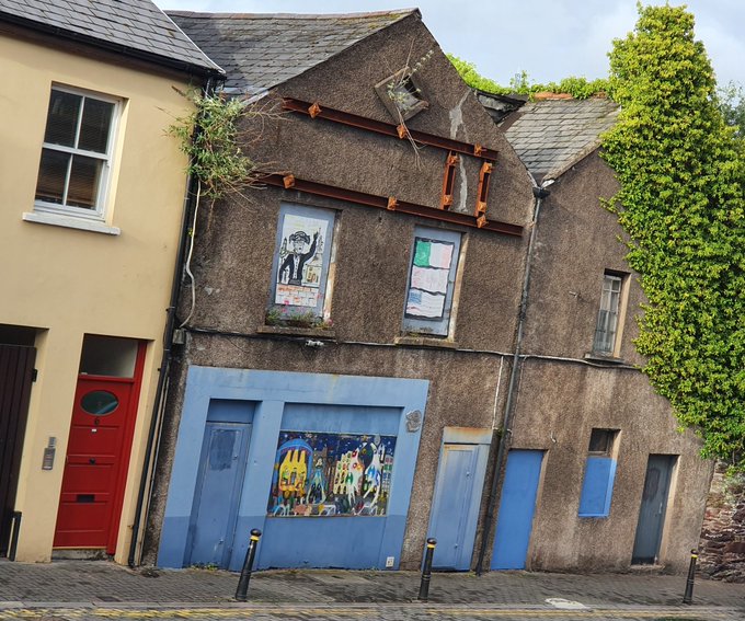lilolme_jm's tweet image. Good evening Mr G @GrimArtGroup . I stumbled upon the #DerelictIreland hashtag and, for some strange and incomprehensible reason, I thought of you. 👍🍻