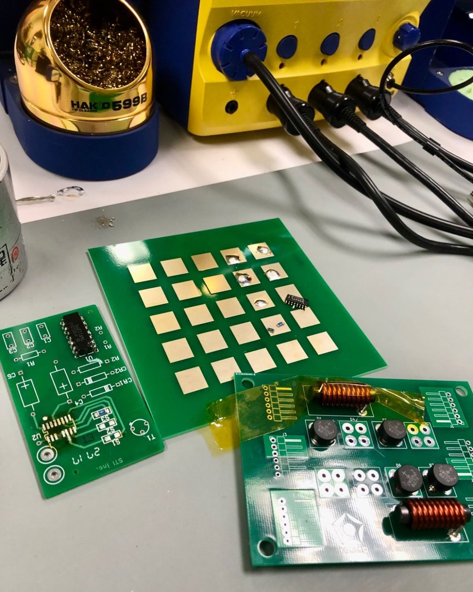 HakkoUSA's tweet image. Thank you to Lab Pro for stopping by our facility and using some of our equipment! We hope you enjoyed your time here and are happy to be part of the team!

#hakko #hakkousa #labpro #soldering #desoldering #solderingstation #solderingiron #solder
