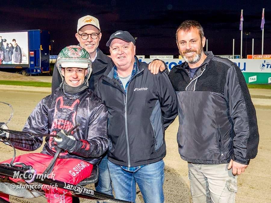 Larajay Farm tweet media