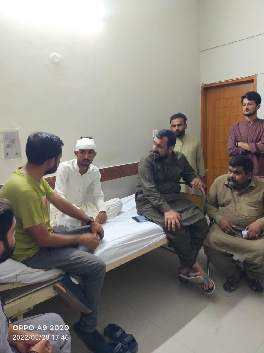 ShareefhPSF's tweet photo. Visited injured workers of PSF's JPMC unit due to gunshots of #TerroristJamiat along with GS PS104 @FGhani22 , @FarhanA82570638 info sec PSF District East &amp; @SarfarazBabber
#BanIJT
#TerroristJamiat https://t.co/1qZMyqXWhi
