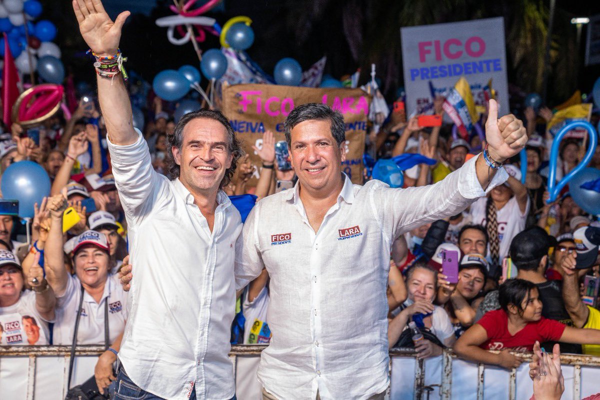 Nos une el amor por Colombia, nos une el amor por la vida❤️. Trabajaremos con toda la disciplina y compromiso por un nuevo país. Gracias <a href="/Rodrigo_LaraS/">Rodrigo Lara Sánchez</a> por acompañarme en este camino, vamos a hacerlo muy bien. 🗳 🇨🇴