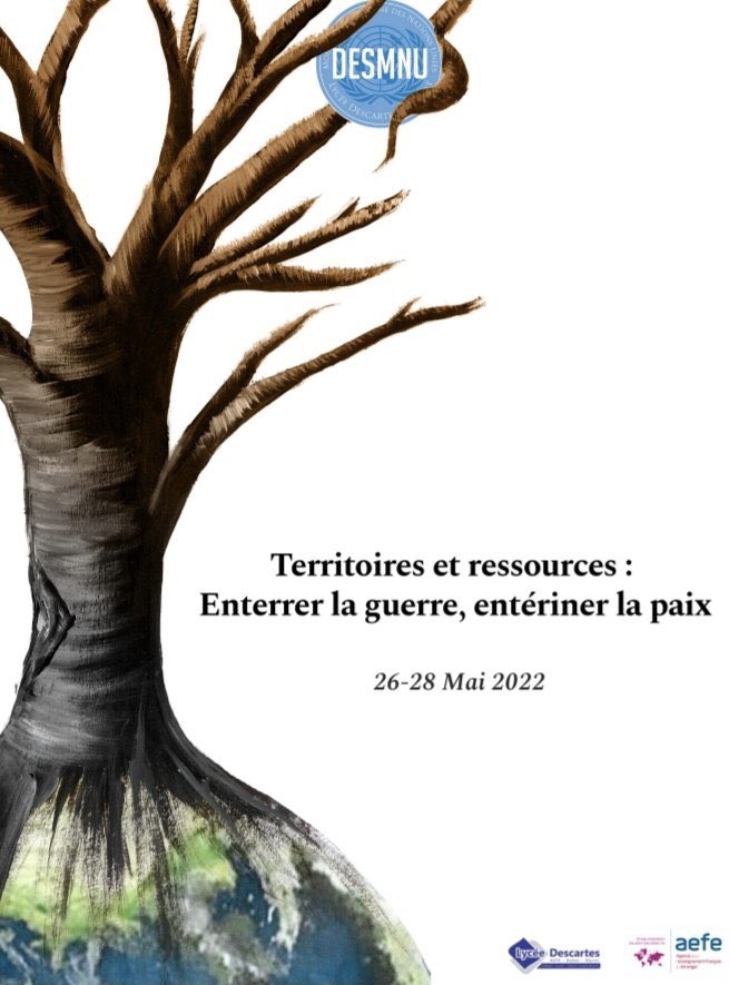 MerouaneT's tweet photo. J’ai eu le plaisir d’intervenir ce vendredi sur #migrations_climatiques pour le lancement de la 6ème édition du modèle des Nations-unies #DESMNU au @Lycee_Descartes 🇲🇦 
Bravo aux élèves &amp; encadrants pour ces 3jours d’échanges/l’actualité, qui se clôturent ce soir
 #Migration2022 https://t.co/qqGqhYZC4F