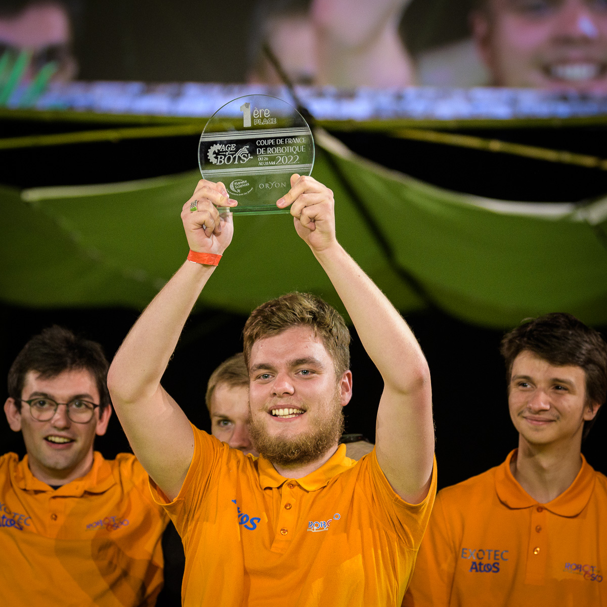 CoupeRobotique's tweet photo. Qui sont les vainqueurs de la Coupe de France de Robotique et de la Coupe de France de Robotique Junior cette année ?

Il s'agit de Stormbreaker #CDRJ2022 et de @ESEORobot #CDR2022

Pour les qualifiés à Eurobot et Eurobot Junior, c'est par ici  https://t.co/biA9BYcYk1 https://t.co/uXkhsbwbPy