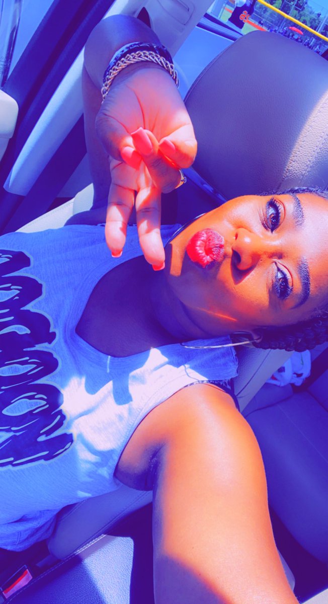 dearestlee's tweet photo. #softballsaturdays ๐๐ฅโค๏ธ https://t.co/125TNeYV0o