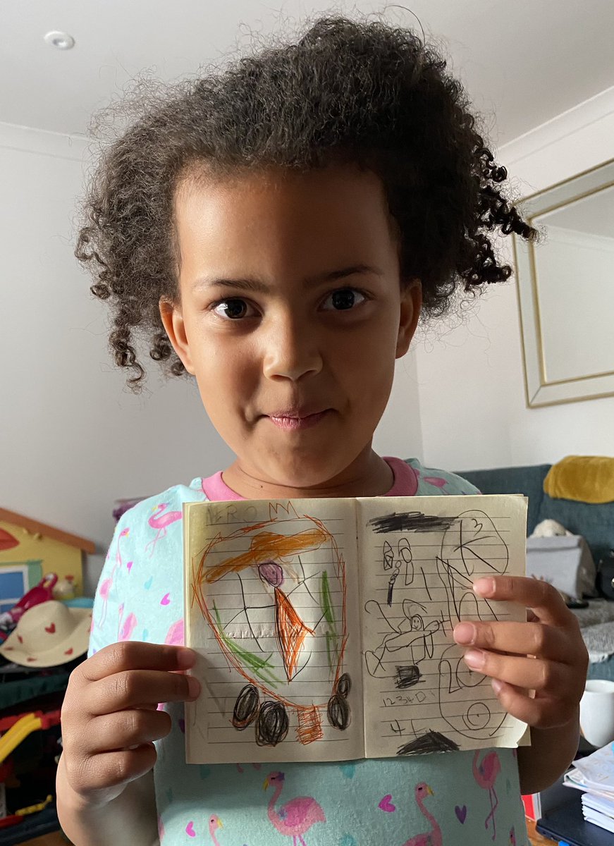 Clavicnew's tweet photo. @RoyalFamily The Queen in her Carriage by Rosie, aged 4 #HM70 #thequeen #PlatinumJubilee https://t.co/sTnIzYMLe0