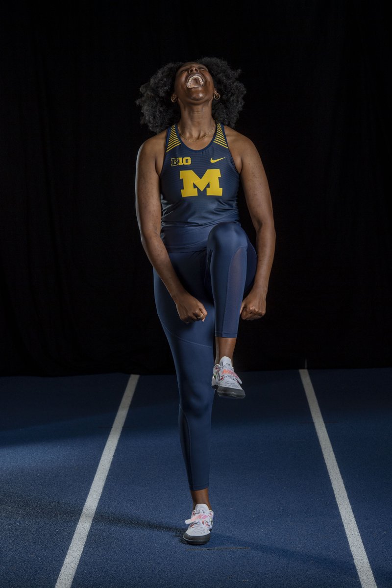 UMichTrack's tweet photo. NCAA East Preliminaries | Women’s Discus (First Round) 

🚨 NEW SCHOOL RECORD 🚨

Corinne Jemison launches a  57.40m (188-4) heave on her third-and-final attempt! 

She LEADS through 2 of 3 flights! 

If 11 or fewer of the last 16 throwers go farther, she'll be  heading to NCAAs https://t.co/wBbg0zwscL