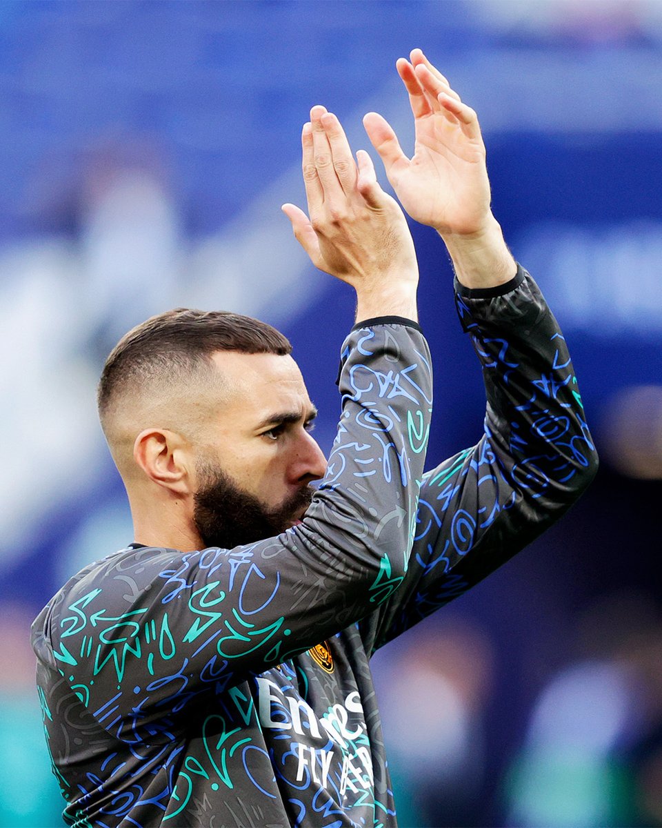 realmadrid's tweet photo. ⚔️ ¡VAMOS! ⚔️
#APorLa14 | #UCLfinal https://t.co/0A84sQaI8h