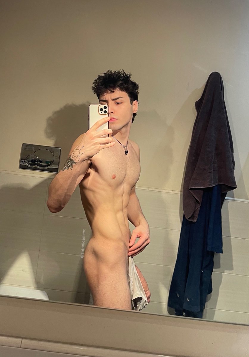 Porno yulduz Leksi Grey