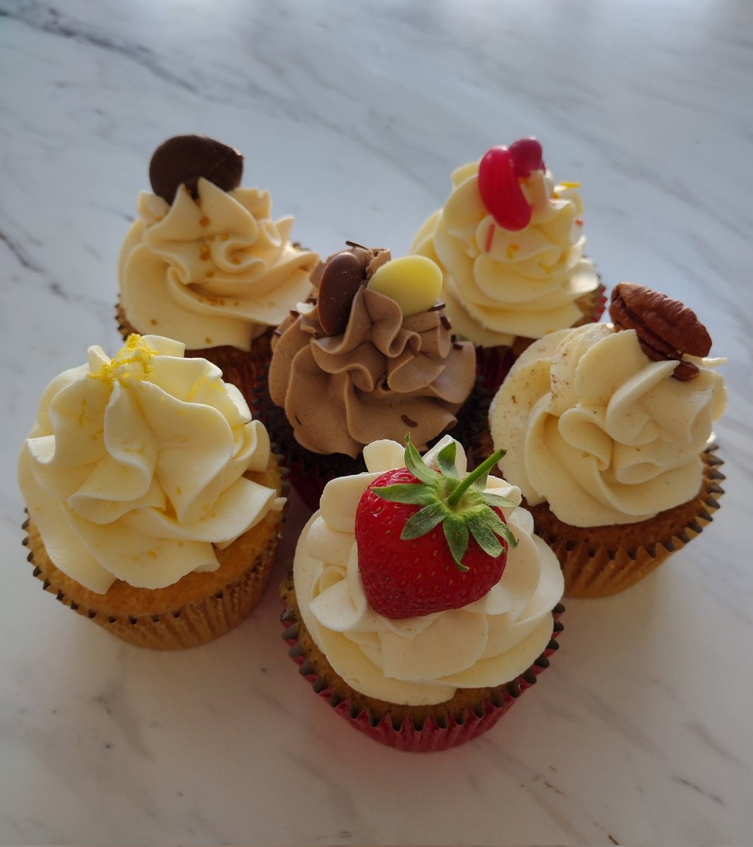 Tomorrow we return to one of our favourite shows of the year and with not being held for 2 years it's been a long wait. We've been busy baking our favourite cakes, cupcakes and bakes so come along and enjoy a well deserved treat. The weather looks just right for a slice!