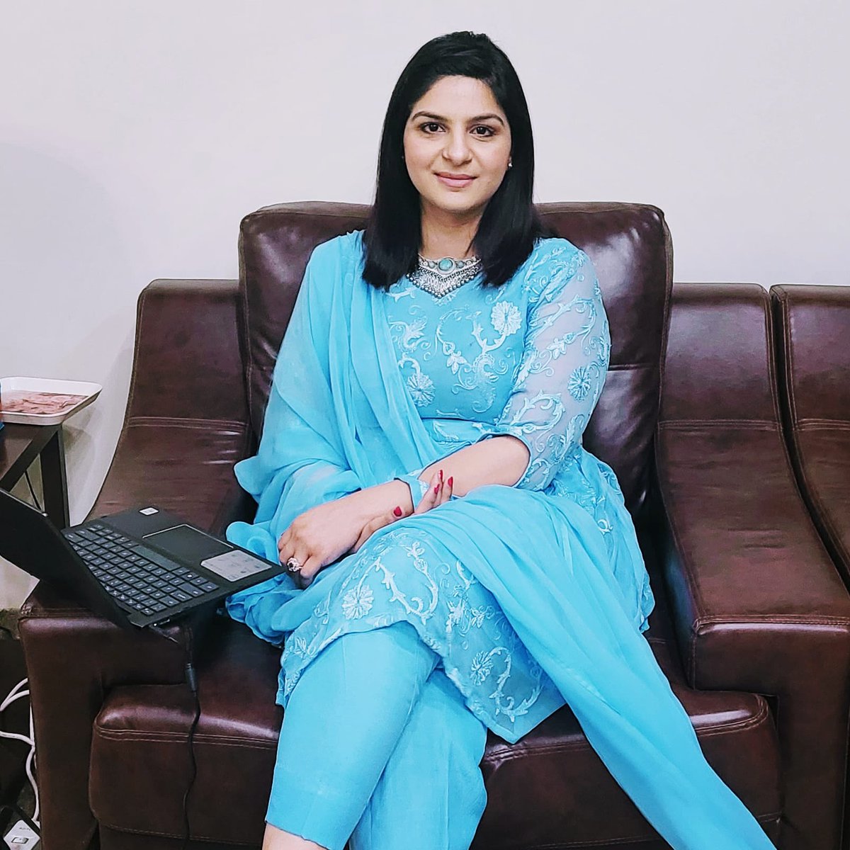 pharmacist_sid's tweet photo. Why wear boring when you can work in style.
Follow me on Instagram: askyourpharmacist.sid
YouTube:
https://t.co/j3GjxHbcS4
#askyourpharmacist #outfitoftheday #workinstyle #PicThread #Fashionistas #Clothing https://t.co/00SCVqS8KW