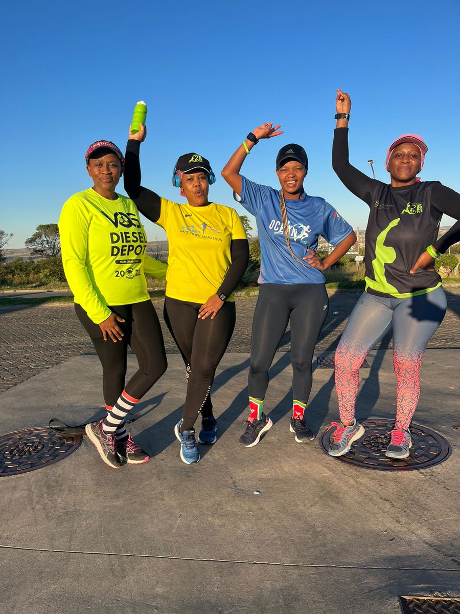 namzitB7's tweet photo. If you canβt fly, then run, if you canβt walk run, then walk, if you canβt walk, then crawl, but by all means keep moving.
#FetchYourBody2022 #IChoose2BActive #runningforpurpose #RunningwithTumiSole #RunningwithLulubel #IPaintedMyRun
#StandardBankZA
#Totalsport https://t.co/xkK7AhRJcT