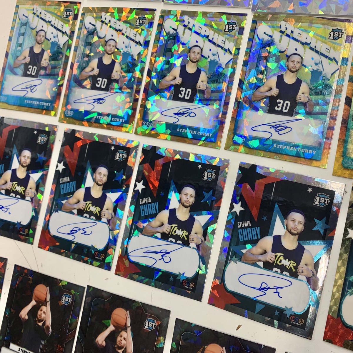 trucreator's tweet photo. A look at some of our Stephen Curry on-card autograph cards! π₯
In addition to the Curry x Flight double auto, these limited autos will also be available on our website beginning on June 1st! β
#CreateYourCollection https://t.co/eawoo14VFE