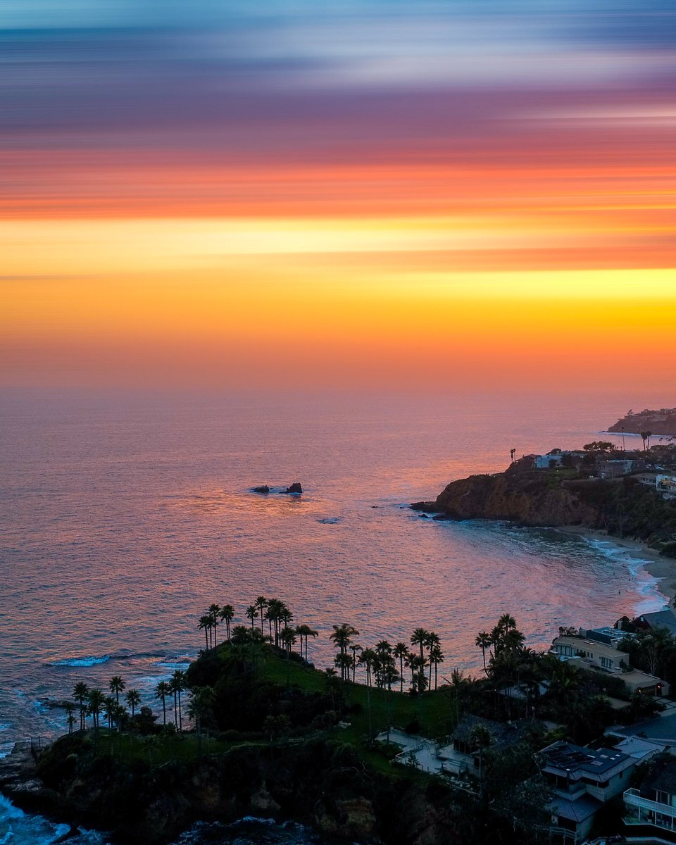 ashxvisuals's tweet photo. Have a lovely weekend my creative friends ✨️🌴🌅 https://t.co/bk28KvUkPy