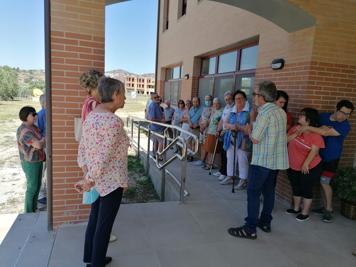 Down Huesca tweet media