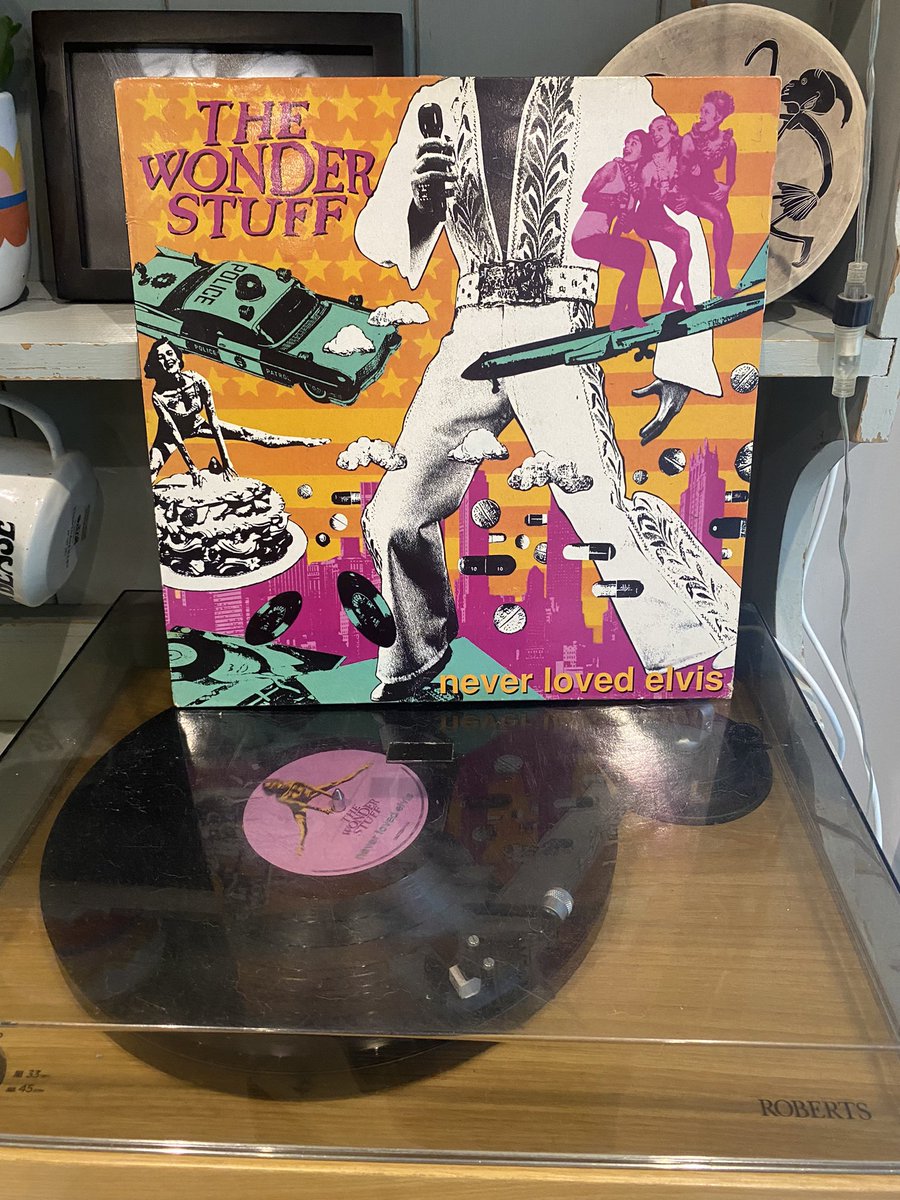 neverlovedelvi2's tweet image. Happy 31st birthday to this masterpiece! We’ll all be there to see it live at shep bush next month. @mileshuntTWS #wonderstuff #vinylcommunity #indiemusic #neverlovedelvis
