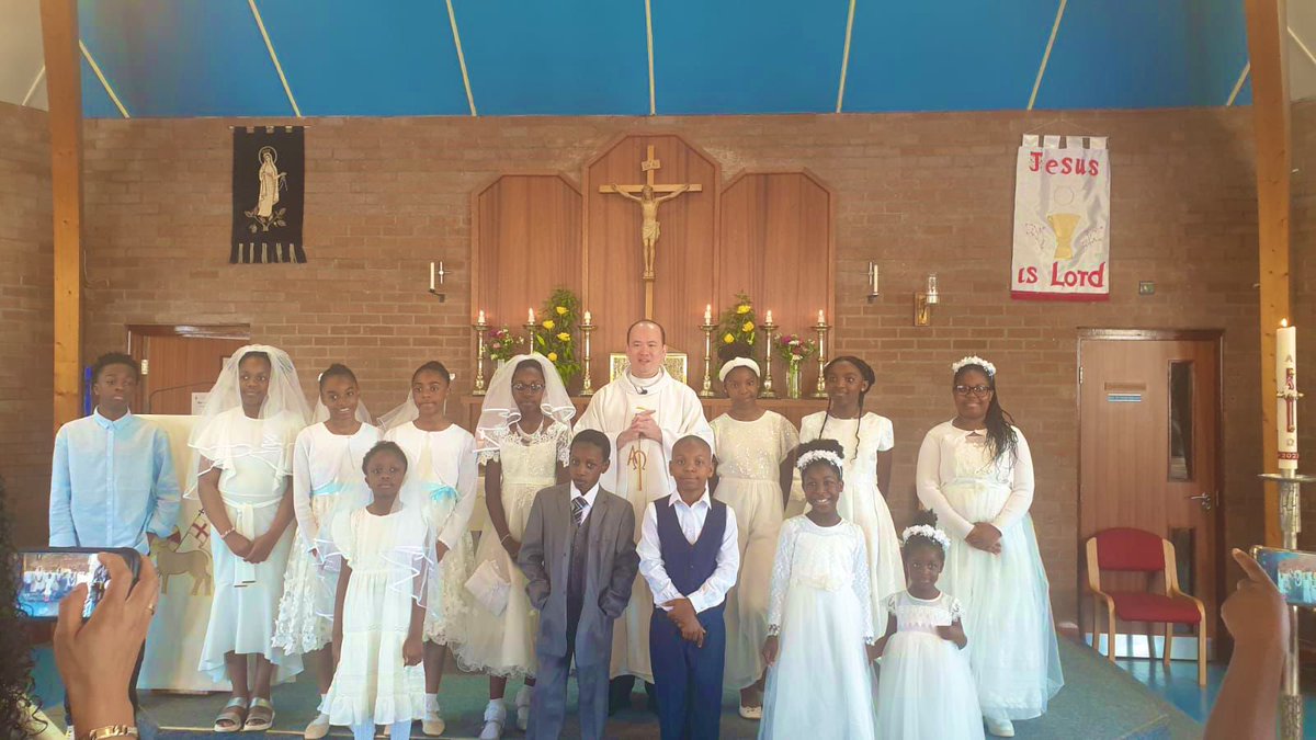Congratulations and God’s blessings to our children who made their First Holy Communion today. Please pray for them on their special day.