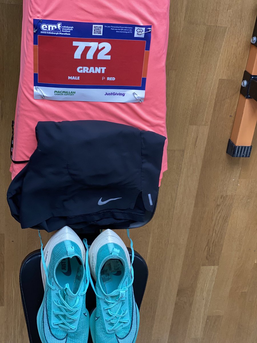 GFStrac's tweet photo. #edinburghmarathon 
Ready, steady… https://t.co/6h9FZE7P04