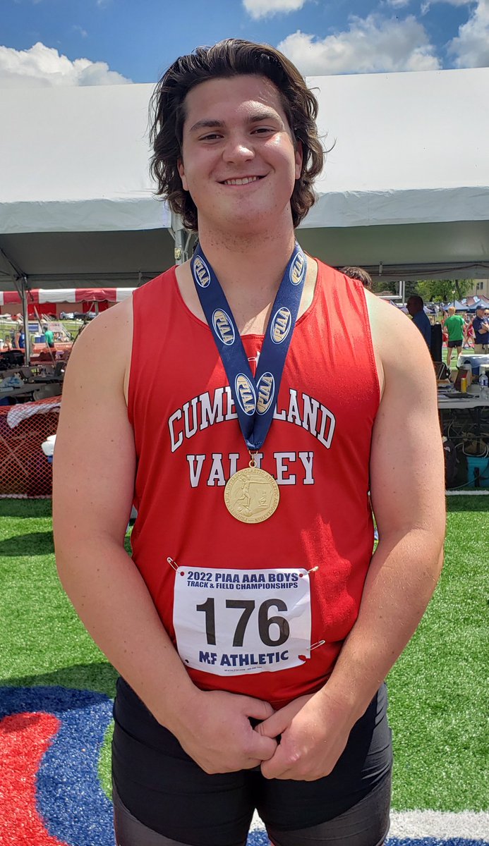 ByTimGross's tweet photo. .@CVTrackandField's Wade Shomper strikes gold again. He's the PIAA Class 3A discus champion after winning the shot put title Friday. Winning throw was a big PR at 172 feet, 8 inches. https://t.co/mj16Qic923